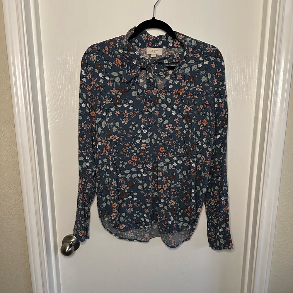 Loft size medium floral blouse, keyhole with neck tie